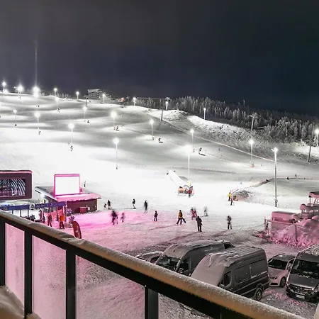 Huoneisto Cranberry A 1 Ski-in Ski-out Visit Levi