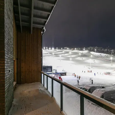 Cranberry A 1 Ski-in Ski-out Visit * Levi